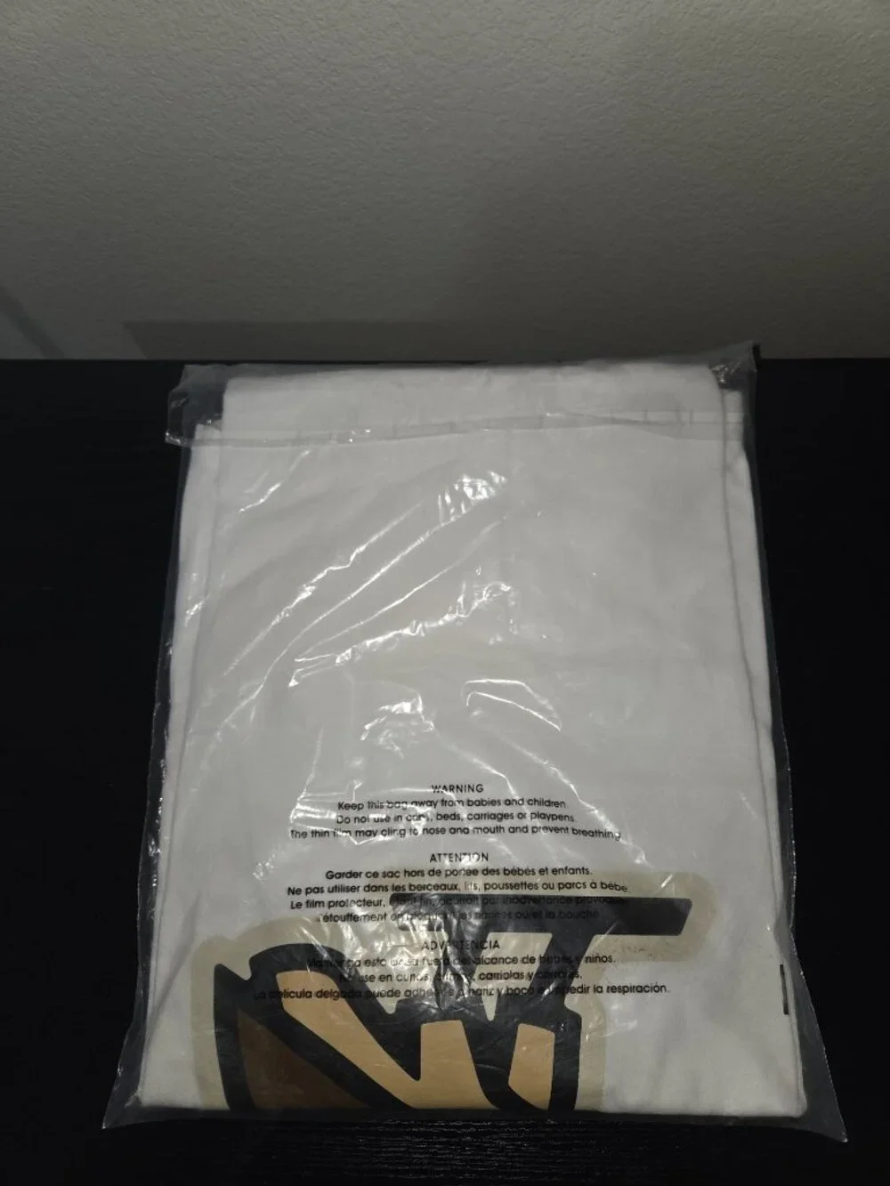 OVO Bubble Owl T-Shirt White Gold Size Large NWT